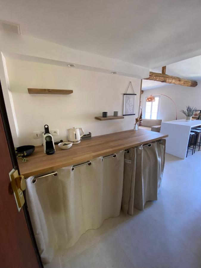 Apartment With Mediterranean Charm In The Heart Of The Provencal Market أنتيب المظهر الخارجي الصورة