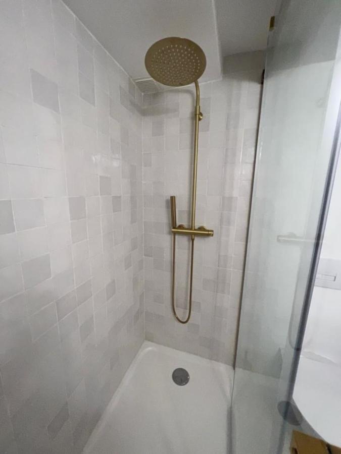 Apartment With Mediterranean Charm In The Heart Of The Provencal Market أنتيب المظهر الخارجي الصورة