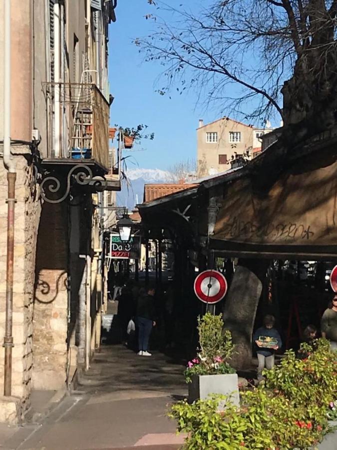 Apartment With Mediterranean Charm In The Heart Of The Provencal Market أنتيب المظهر الخارجي الصورة