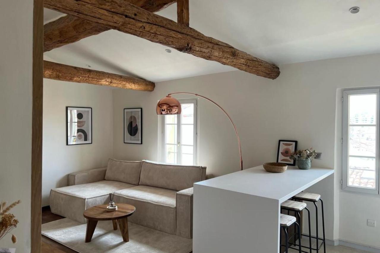 Apartment With Mediterranean Charm In The Heart Of The Provencal Market أنتيب المظهر الخارجي الصورة
