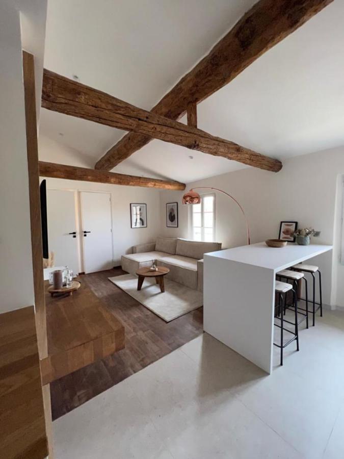 Apartment With Mediterranean Charm In The Heart Of The Provencal Market أنتيب المظهر الخارجي الصورة